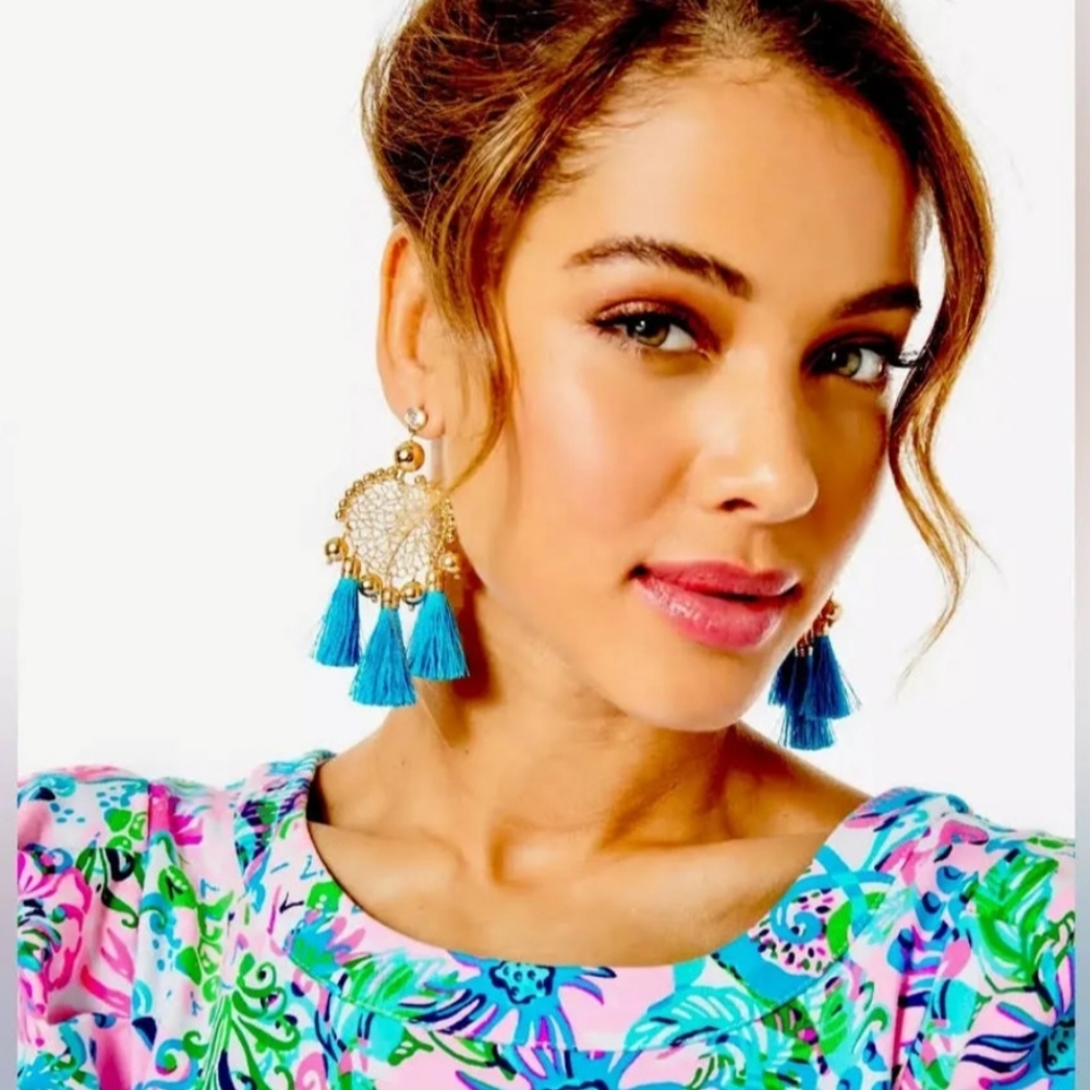 Lilly Pulitzer Sea Dreamer Tassel earrings with dustbag